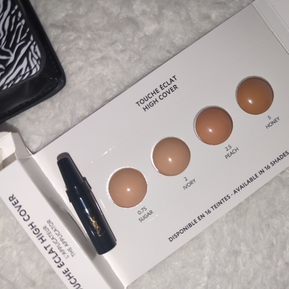 Yves Saint Laurent Black and White Zebra Clutch Foundation Libre Bundle NWT - Picture 3 of 5